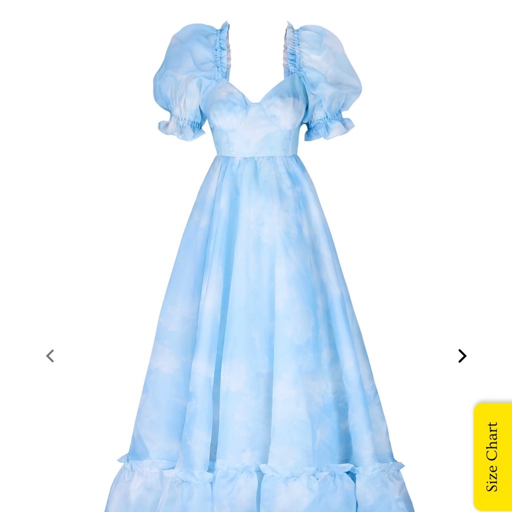 Selkie Head in the Clouds gown size 3xl